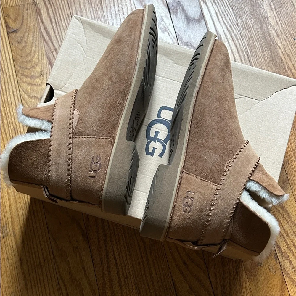 UGG Size 9.5 W MCKAY Tan Shearling Lined Boots - Picture 4 of 10